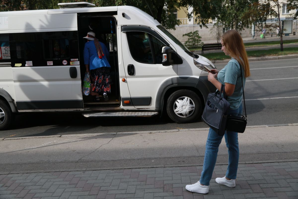 В Новосибирске два маршрутных такси прекратят работу с сентября | АиФ  Новосибирск