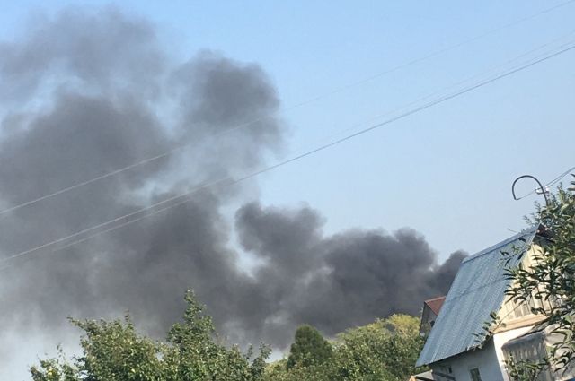 Два дома горят в Курчатовском районе Челябинска