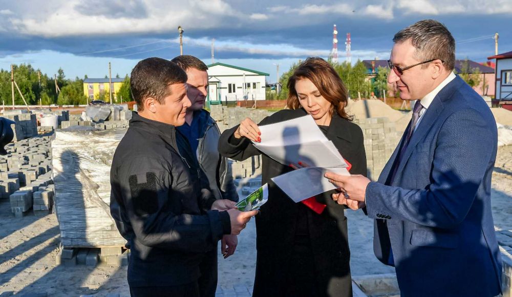 Дмитрий Артюхов посетил поселок Правохеттинский, 2021.