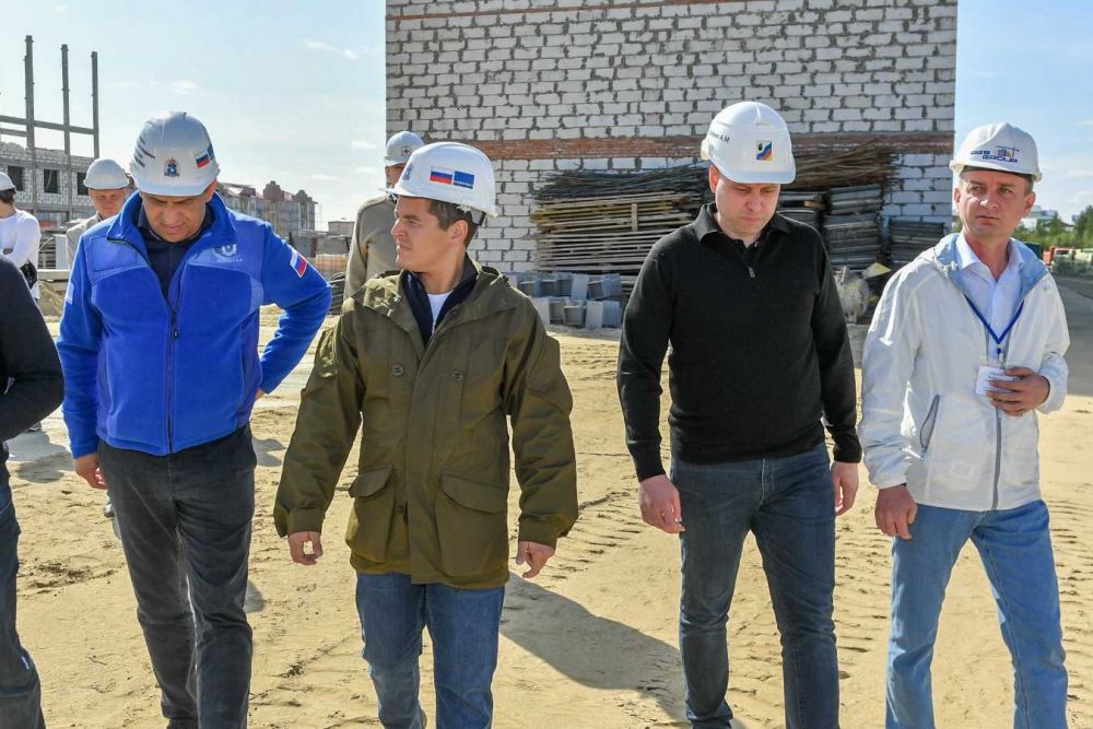 Дмитрий Артюхов оценил темпы строительства жилья в Губкинском, 2021.
