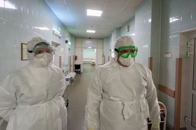 В Новосибирской области 12 человек умерли от коронавируса за сутки