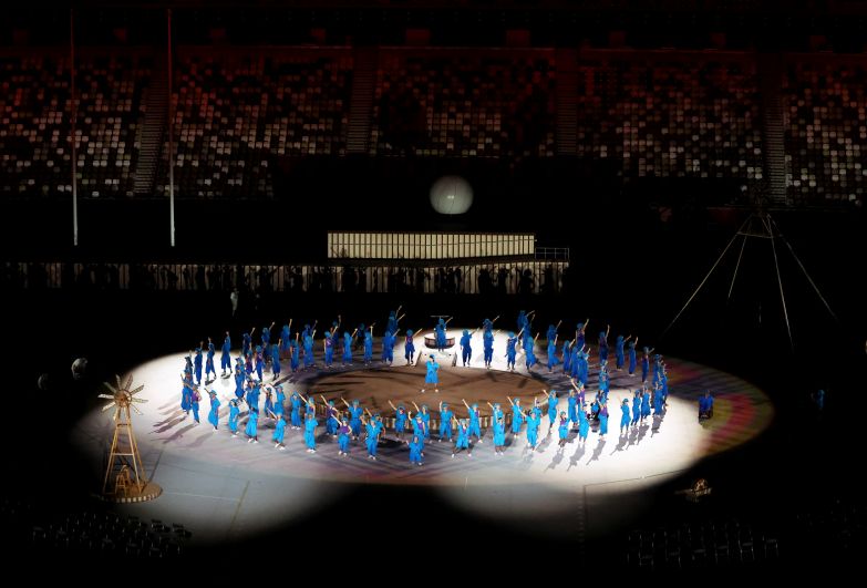Артисты на церемонии открытия XVI летних Паралимпийских игр