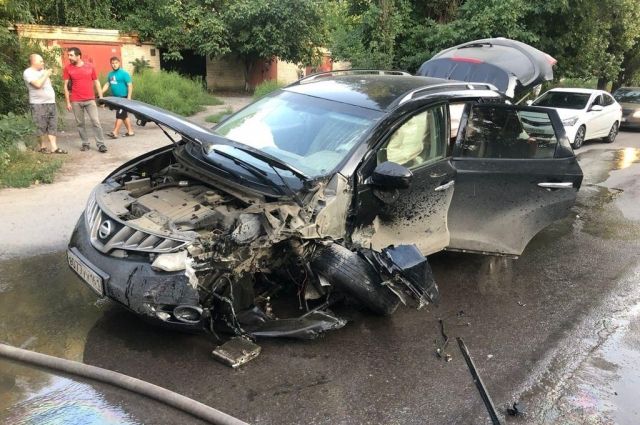 В Новочеркасске в ДТП пострадал 27-летний водитель и его пассажирка