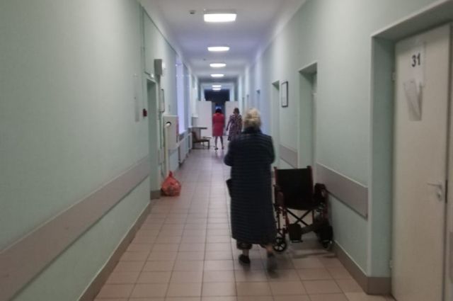 Пациентов ковидного госпиталя эвакуировали под Первоуральском