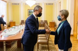 Во время визита Зеленского в США планируется подписать ряд документов.
