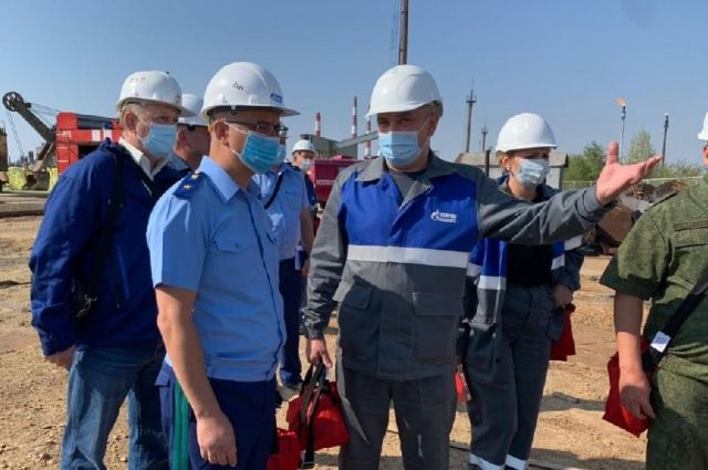 Прокуратура Оренбуржья инициировала проверку по факту пожара в районе газзавода и выброса вредных веществ.