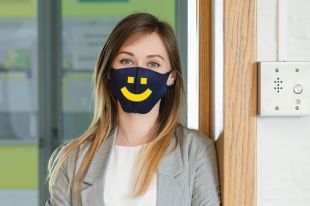 МОН: в Украине 29% коллективов школ полностью вакцинированы от COVID
