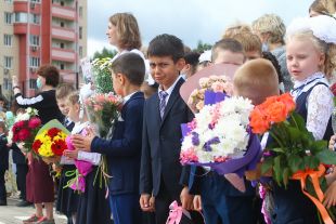 В «несредней» школе скучно быть не должно.