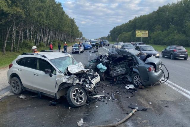 28-летний водитель Audi погиб в массовом ДТП в Новосибирской области