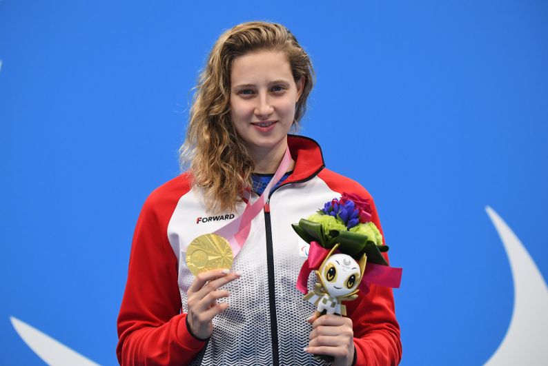 Российская спортсменка Валерия Шабалина завоевала золотую медаль в плавании на 200 метров комплексом среди женщин в классе SM14 на XVI летних Паралимпийских играх