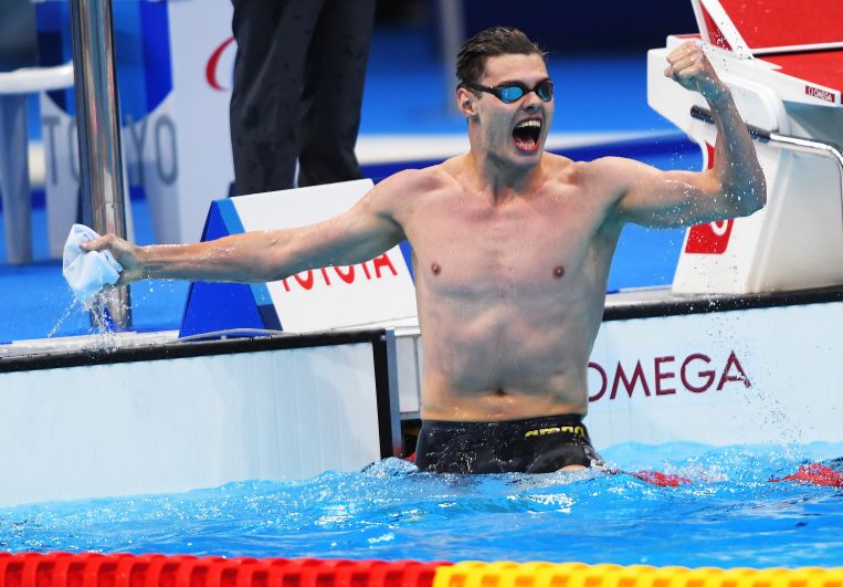 Российский спортсмен Андрей Николаев завоевал золотую медаль в плавании на 400 метров фристайлом среди мужчин в классе S8 на XVI летних Паралимпийских играх