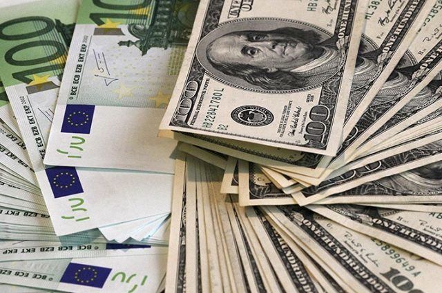 Курс валют 1 сентября: доллар и евро подорожали