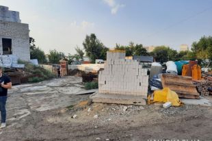Упала металлоконструкция: в Харькове на стройке погиб рабочий