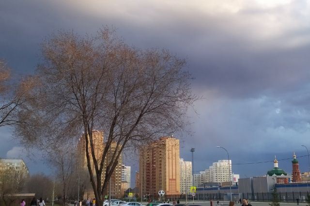 Здравствуй, осень! В Оренбургскую область на смену жаре пришли дожди с грозами.