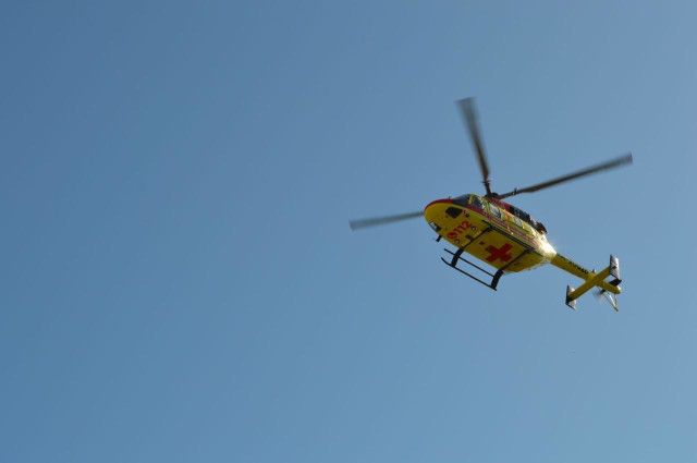 Вертолет санитарной авиации доставил из области в Курск подростка в коме