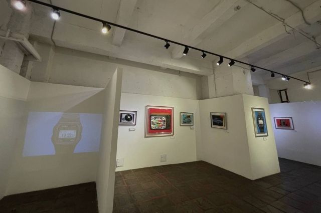 Место проведения выставки очень созвучно ее концепции и содержанию работ, на ней представленных. 