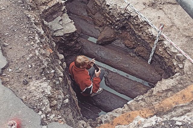 Псковские археологи нашли руины церкви у кинотеатра «Октябрь»