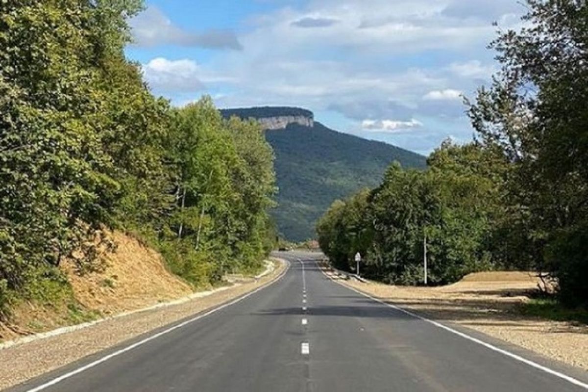 Ведено дорога. Лагонаки Даховская. Адыгея дорога на Лагонаки. Трасса Майкоп Адыгея Даховская. Лагонаки Кумпилов.