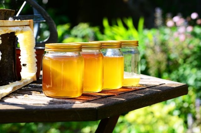 Из Таджикистана в Омск везли партию опасного мёда