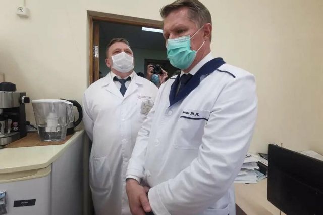 Мурашко попросил усилить работу с диспансерными пациентами в Саратове