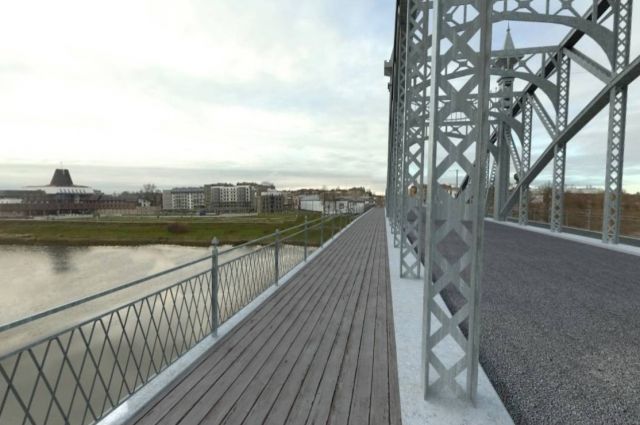 В Пскове разработают два варианта расположения временного моста