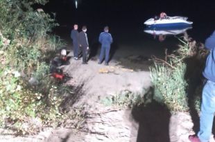 Микроавтобус съехал в озеро: в Харьковской области погибли двое.