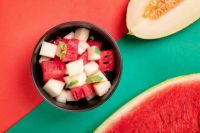 Фруктовый салат с арбузом и дыней: рецепт вкусного блюда.