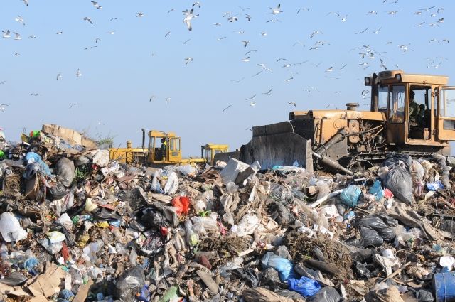 В Орске  предприятие оштрафовали за нарушение эксплуатации мусорного полигона.
