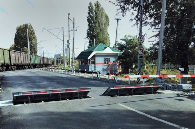 В Саратове закроют железнодорожный переезд в Заводском районе