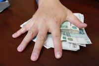 Долг перед работниками составил более семи млн рублей.