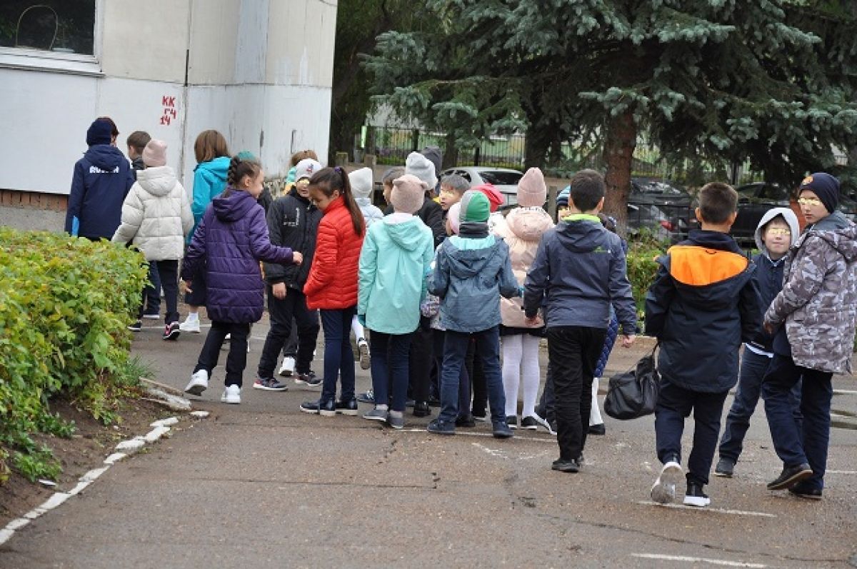 В Уфе эвакуировали школу | АиФ Уфа