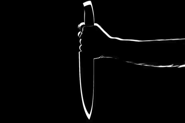 Недовольный шумерлинец напал с ножом на директора управляющей компании