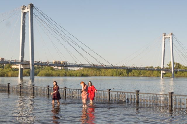 Из-за сброса воды на острове Татышев поврежден водозабор.