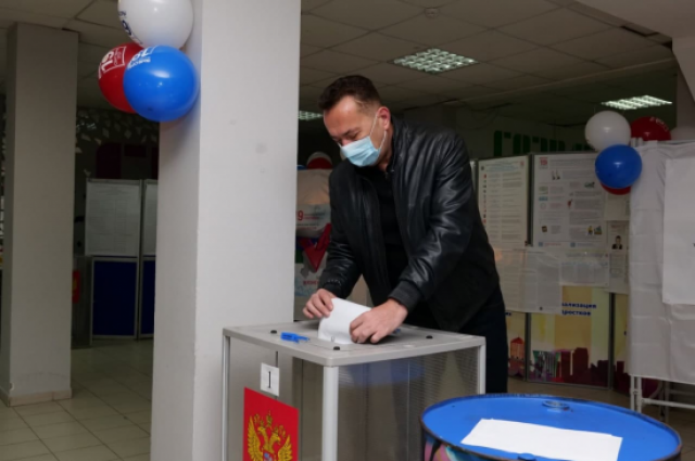 Андрей Воронов принял участие в голосовании