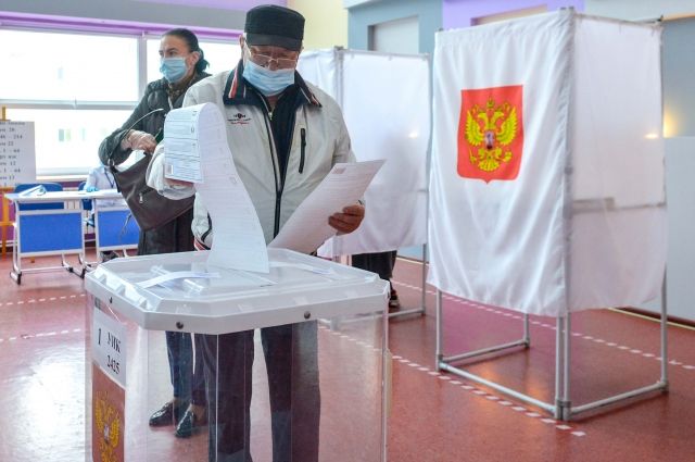 В Омске пришлось эвакуировать избирательный участок