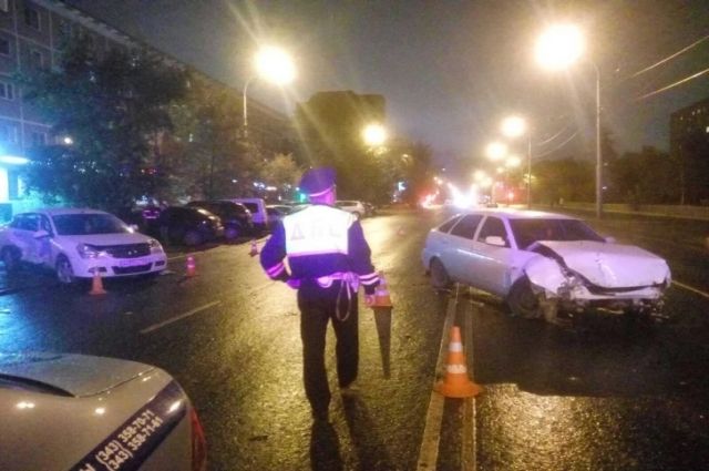 Двое детей пострадали в массовом ДТП в Екатеринбурге