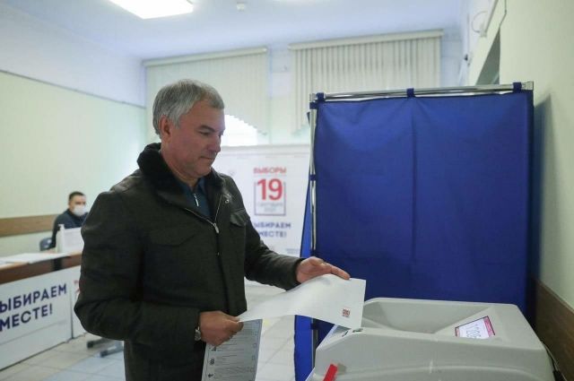Володин отдал свой голос на выборах в Государственную Думу