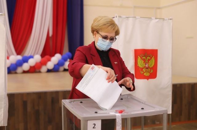 В Краснодаре проголосовала председатель Гордумы Вера Галушко