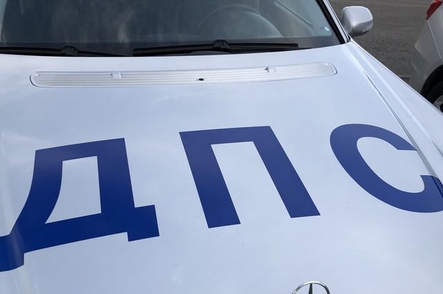В Липецкой области автомобиль насмерть сбил 55-летнего пешехода на трассе