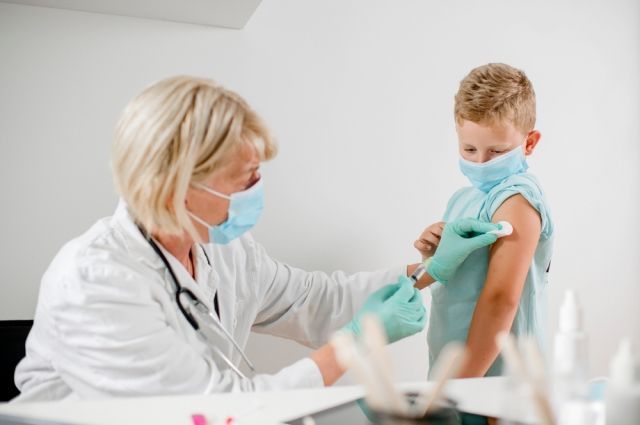 В Краснодаре на вакцинацию от гриппа приглашают взрослых и детей