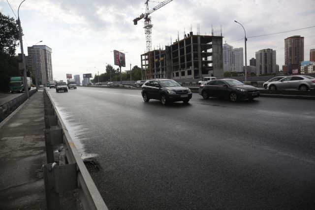 ГИБДД Новосибирска предупредила водителей о скользкой дороге