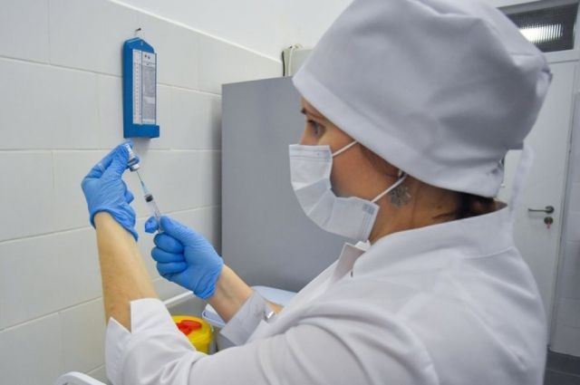 40 тысяч доз вакцины от коронавируса доставили в Иркутскую область