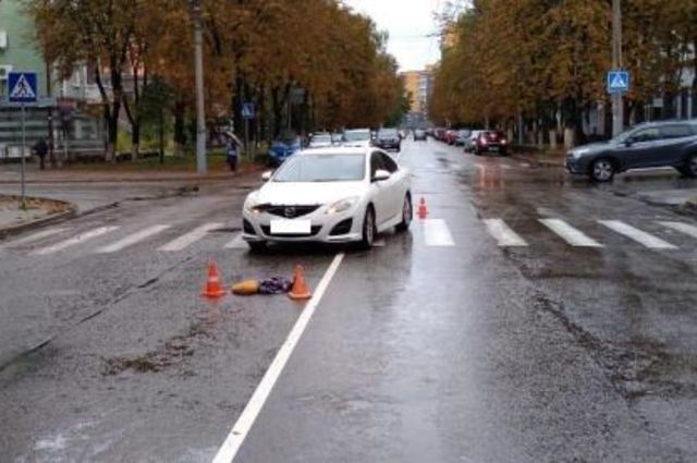 На улице Куйбышева в Брянске Mazda 6 сбила пенсионерку