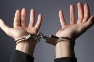 В аэропорту Одессы задержали иностранца, который украл 105 тысяч долларов.