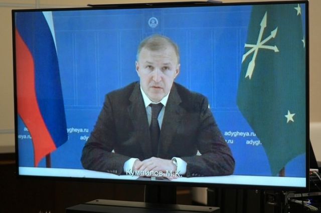 Глава Адыгеи сообщил президенту РФ о ситуации с коронавирусом