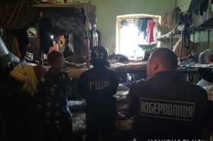 В Херсоне заключенные организовали мошеннический колл-центр