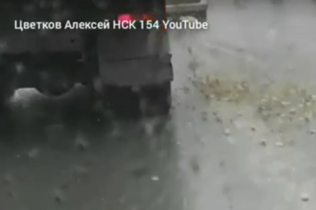 Самосвал потерял часть груза в центре Новосибирска