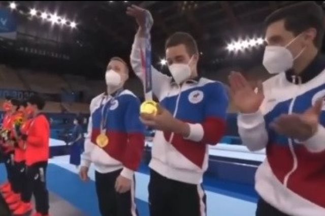 Куйвашев наградил свердловчан - победителей Олимпиады и Паралимпиады
