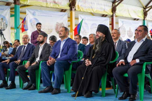 VIII Международный межрелигиозный форум проходит в Дагестане