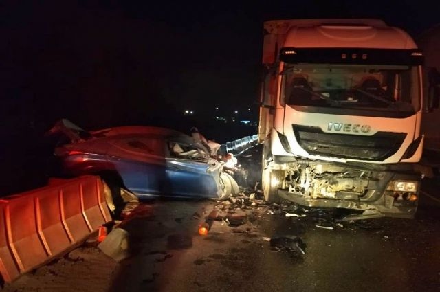 Водитель «Соляриса» погиб во встречном ДТП на трассе М-7 у Хыркасов